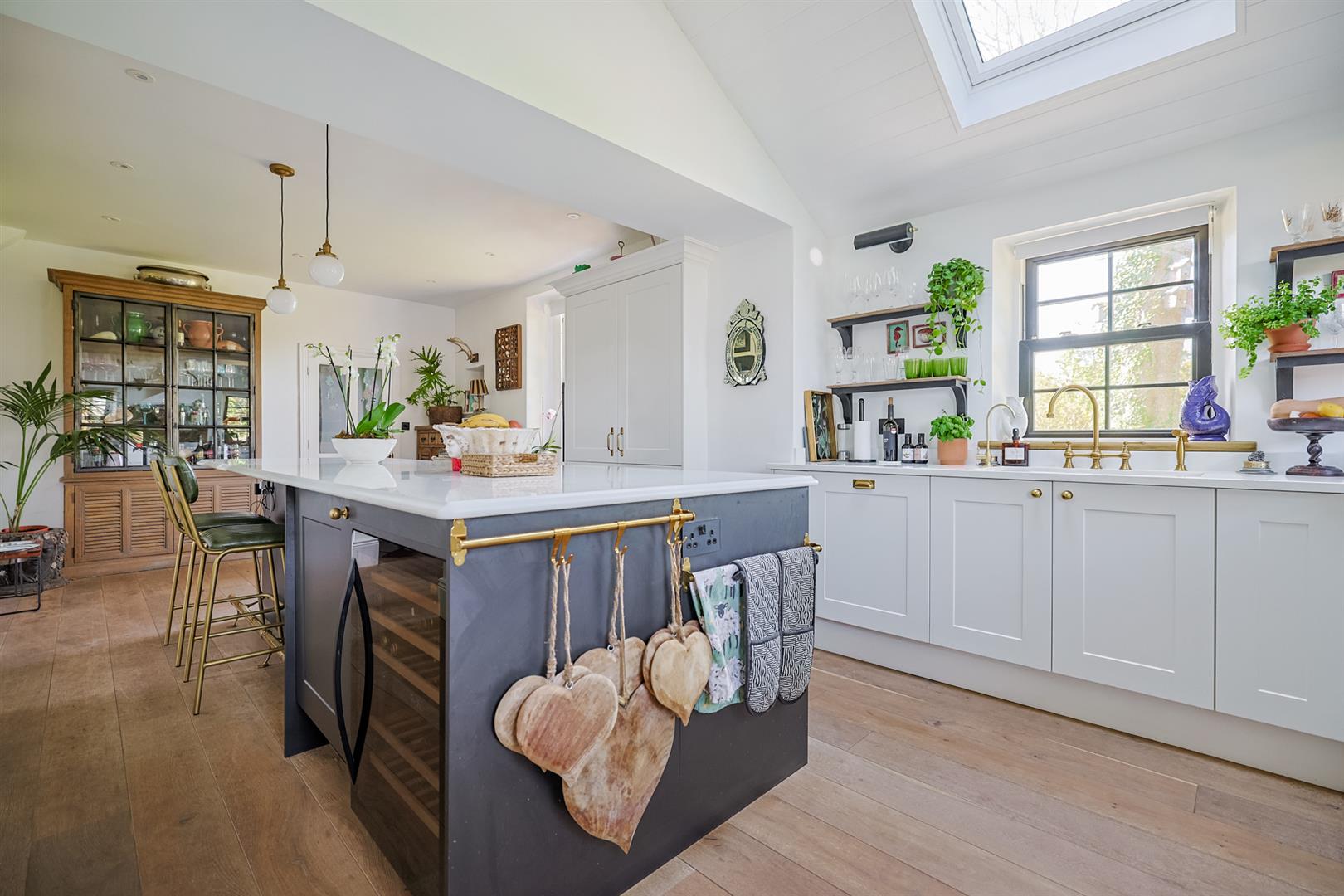 Milan House & Cottage, Overton Lane, Port Eynon, Swansea, SA3 1NR